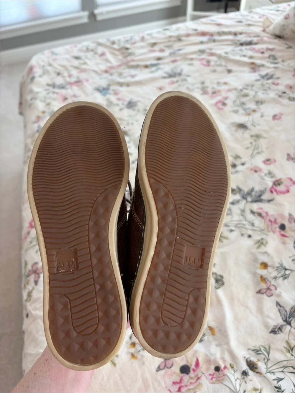 Johnston & Murphy Brown Kids' Leather Chukka Boots